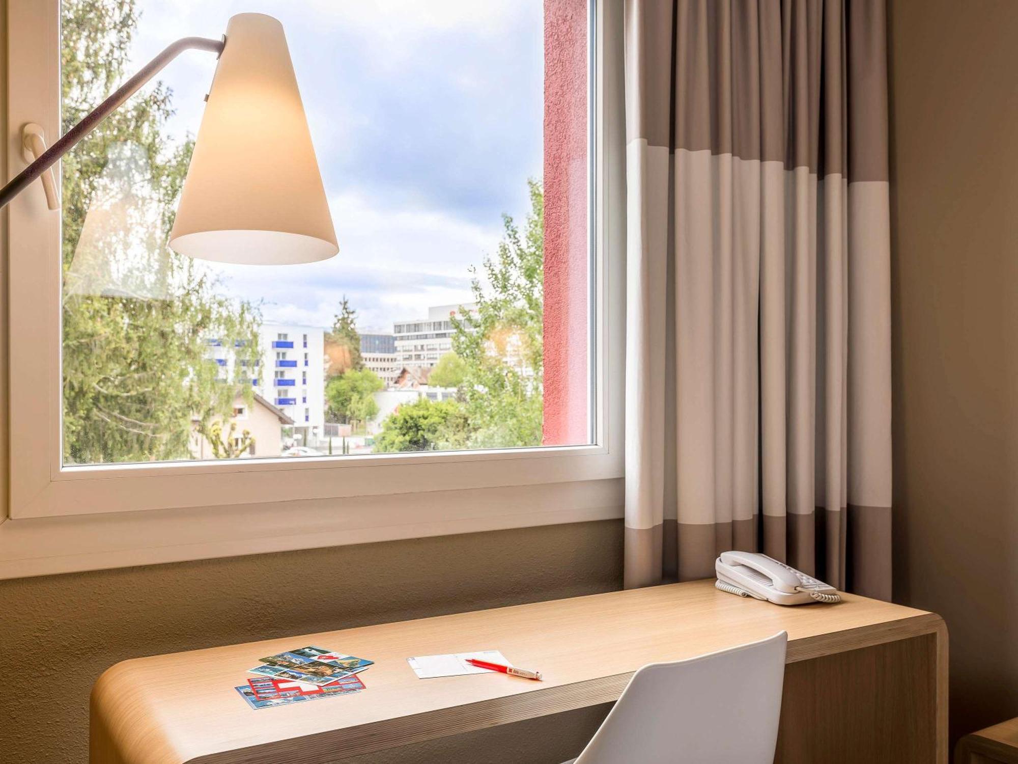 Ibis Geneve Aeroport Hotel Le Grand Saconnex Bagian luar foto